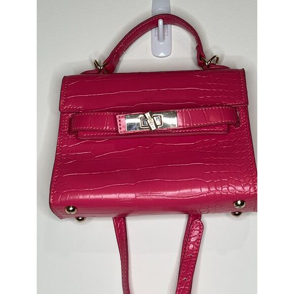 Steve Madden Dignify Croc Embossed Crossbody Bag in Hot Pink - Picture 1 of 4